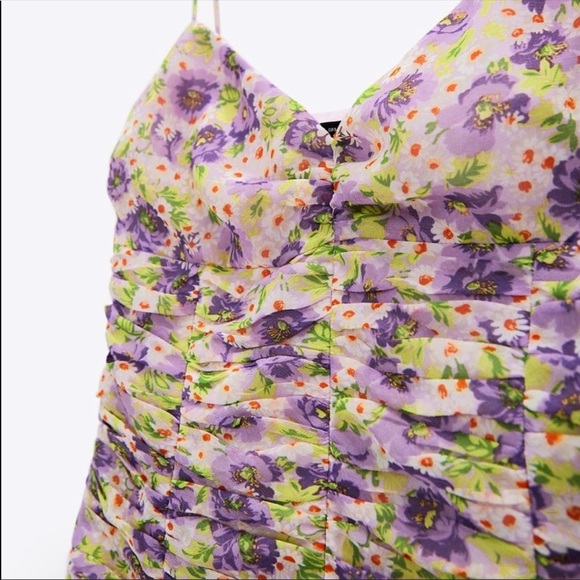 NWT Zara Bloggers Favorite Floral Ruched Spaghetti Strap Tank Top Size Small - Picture 5 of 16